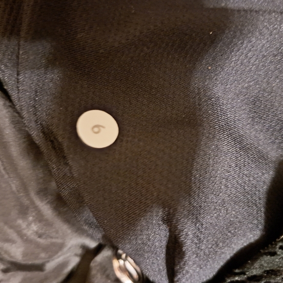 Lululemon Shell Jacket - Picture 8 of 8